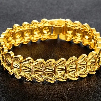 Pulseira Masculina Dourada Geométrica em Ouro 24K - Pulseira de Estilo Moderno, Confortável e Durável | Acessórios Masculinos