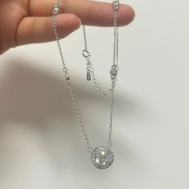 Colar de Moissanite Brilhante em Prata Esterlina 925 | Design Elegante e Moderno para Mulheres