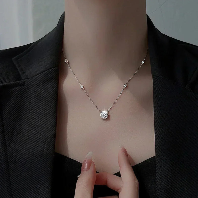 Colar de Moissanite Brilhante em Prata Esterlina 925 | Design Elegante e Moderno para Mulheres